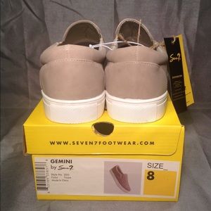 Seven7 Shoes - NWT SEVEN7 footwear - Gemini 2051 color: Taupe Seven7 Shoes - NWT SEVEN7 footwear - Gemini 2051 color: Taupe